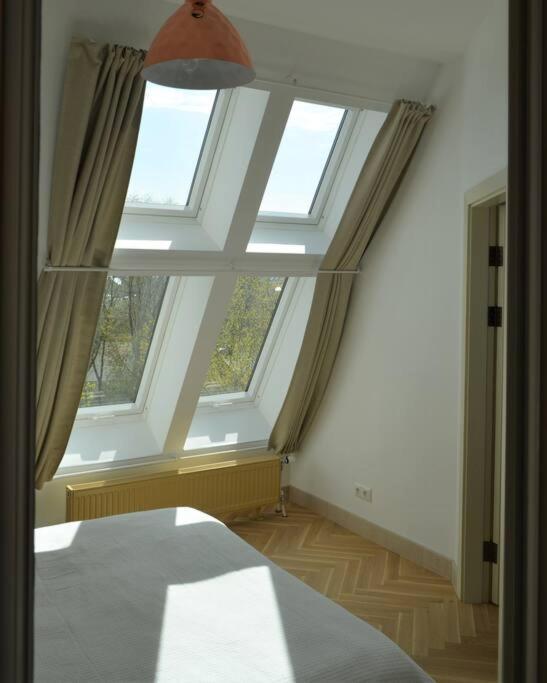 Luxury Apartment With A Balcony And View In Riga Old Town Exterior foto